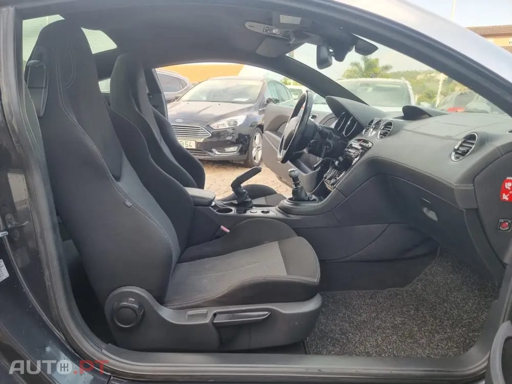 Peugeot RCZ 1.6 THP