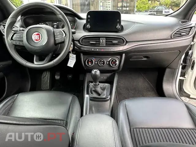Fiat Tipo 1.3 M-Jet Sport