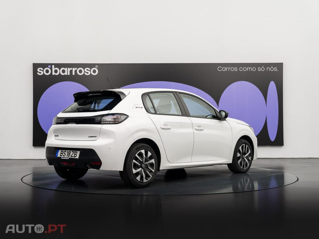 Peugeot 208 1.2 Hybrid SE Style e-DCS6