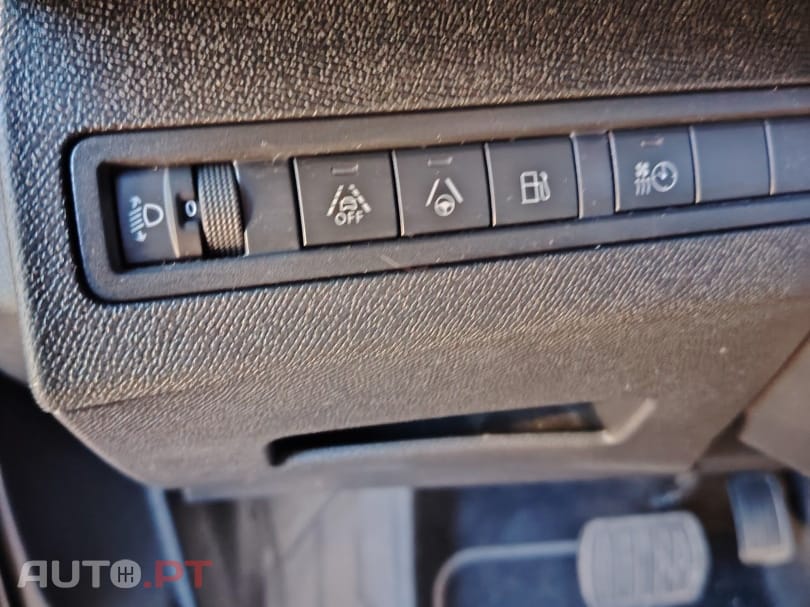 Peugeot 3008 Plug-In Hybrid 225 e-EAT8 Allure Pack