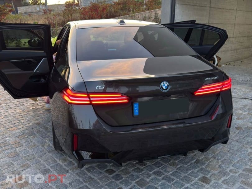 BMW i5 eDrive40 Pack Desportivo M