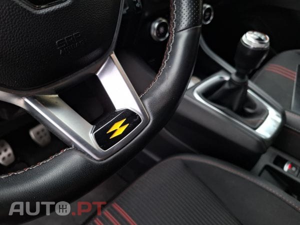 Renault Captur 1.0 TCe 90 RS Line