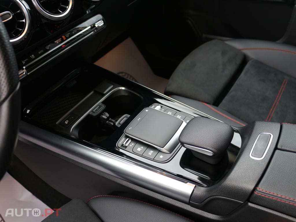 Mercedes-Benz GLA 250 e AMG Line