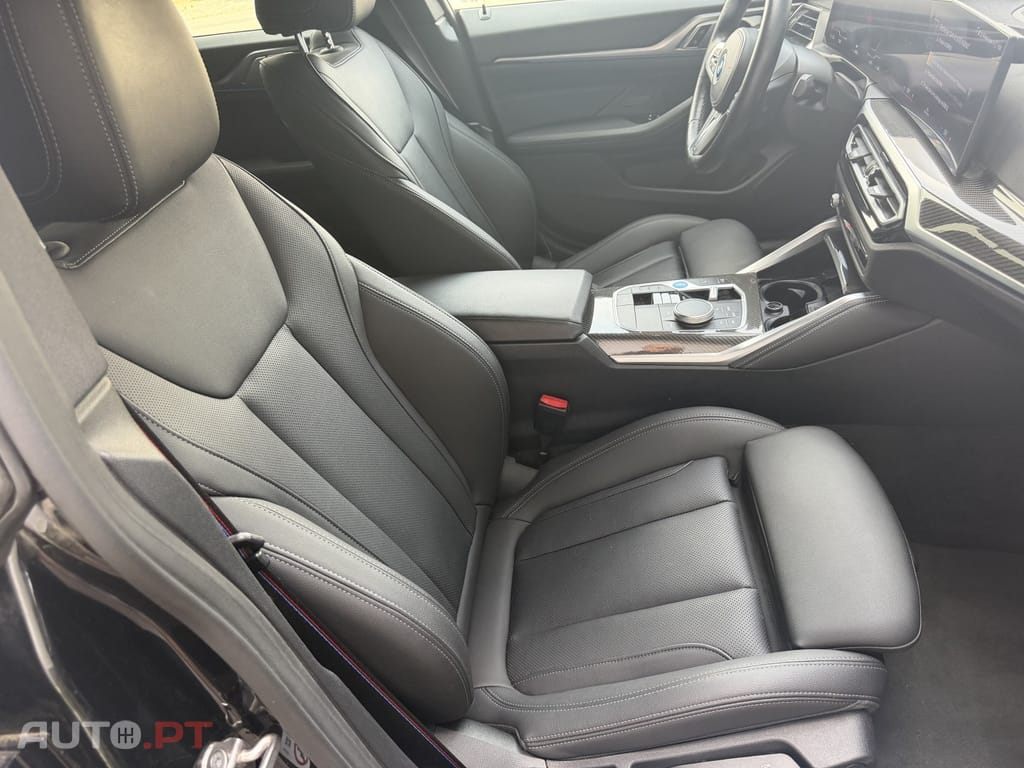 BMW i4 eDrive35 Gran Coupe M Sport — fotografia 24