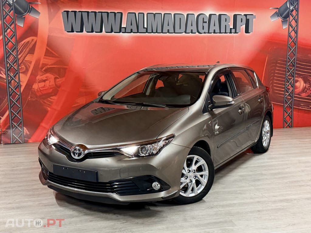 Toyota Auris 1.2T Comfort+Navi