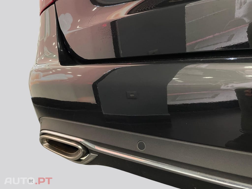 Mercedes-Benz C 300 e Avantgarde