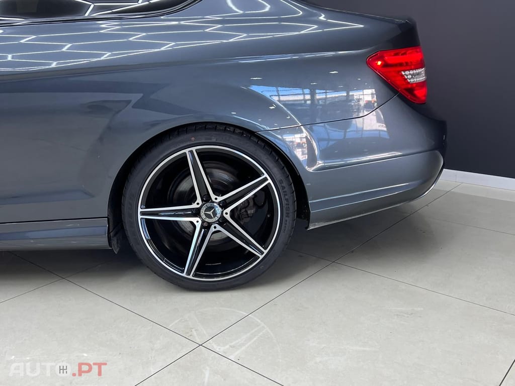 Mercedes-Benz C 220 CDI Coupe Amg Edition