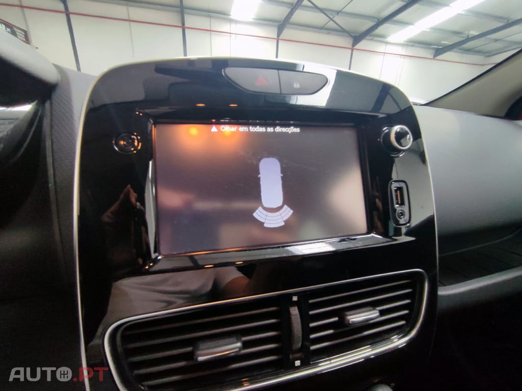 Renault Clio Limited