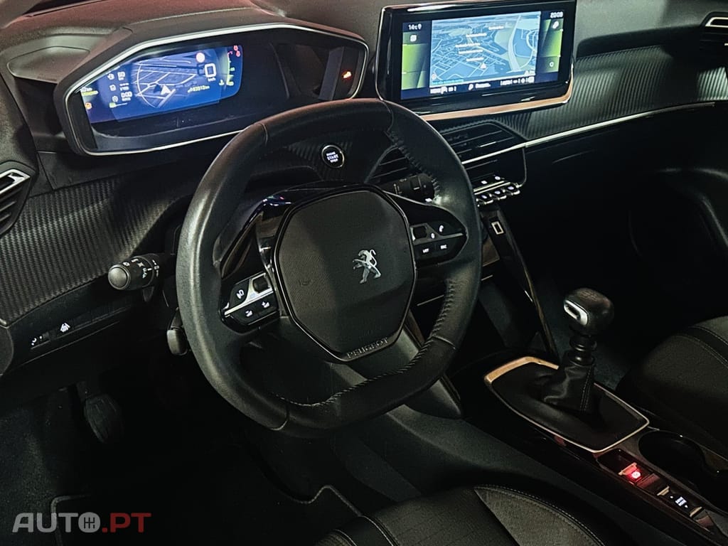 Peugeot 2008 1.2 PureTech Allure Pack