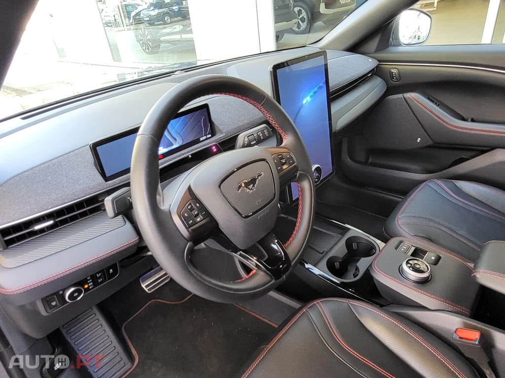 Ford Mustang Mach-E 98.7 kWh Premium