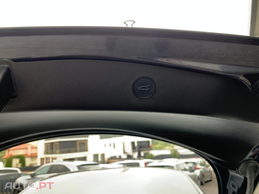 Tesla Model 3 Long-Range Dual Motor AWD