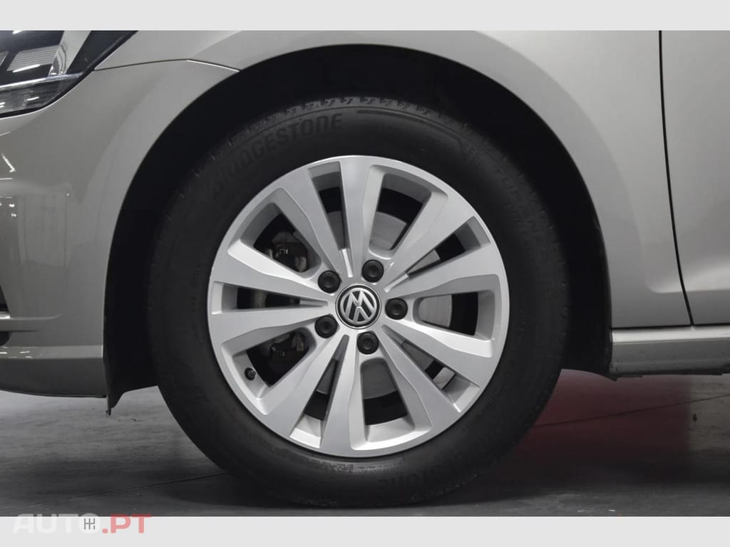 Volkswagen Golf 1.6 TDI 115cv Confortline