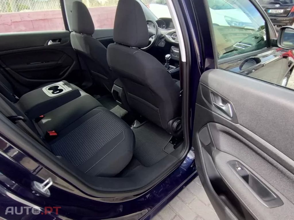 Peugeot 308 SW BlueHDi 120 Stop & Start Active