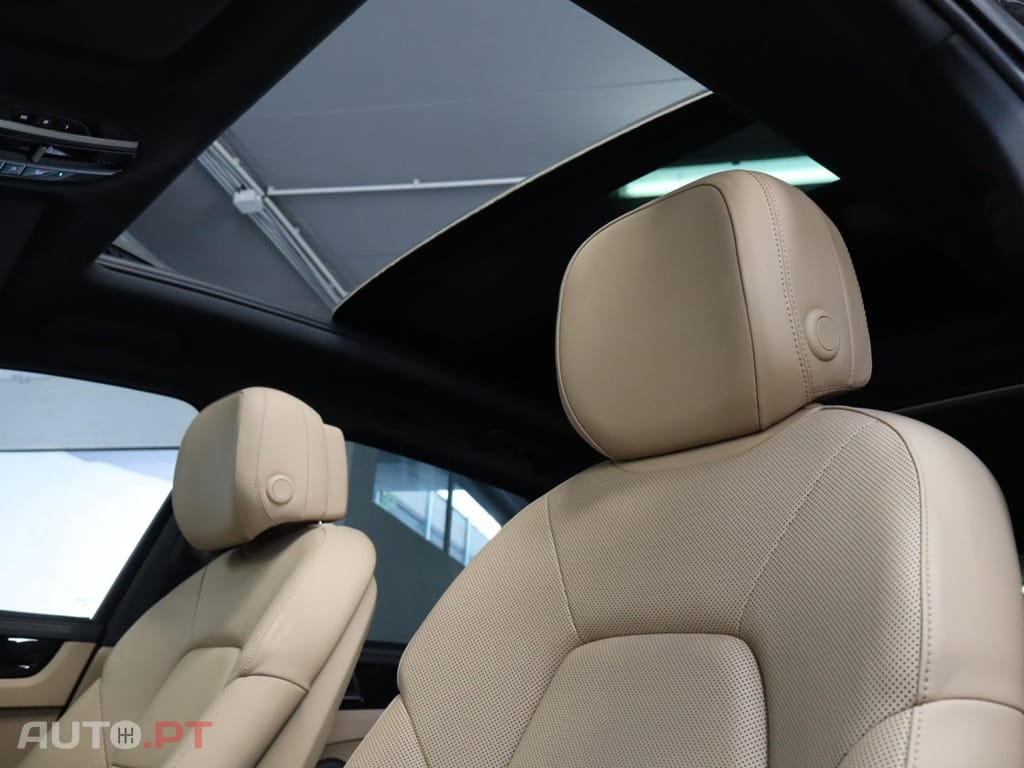 Porsche Cayenne  Platinum Edition