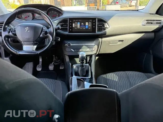 Peugeot 308 1.6 e-HDi Allure