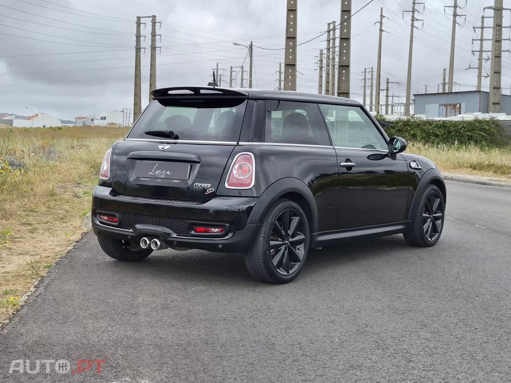 MINI Cooper Cooper SD
