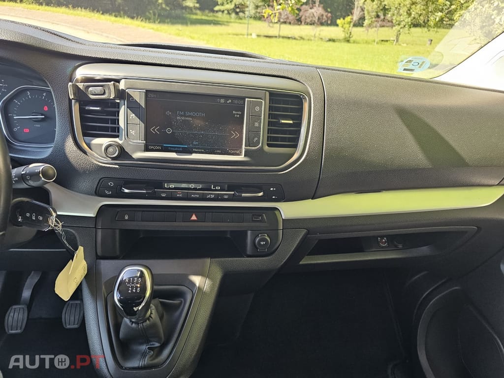 Peugeot Traveller 2.0 BlueHDi L2H1 Allure Standard