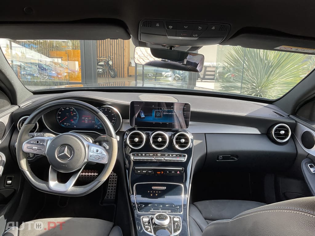Mercedes-Benz C 300 de AMG Line