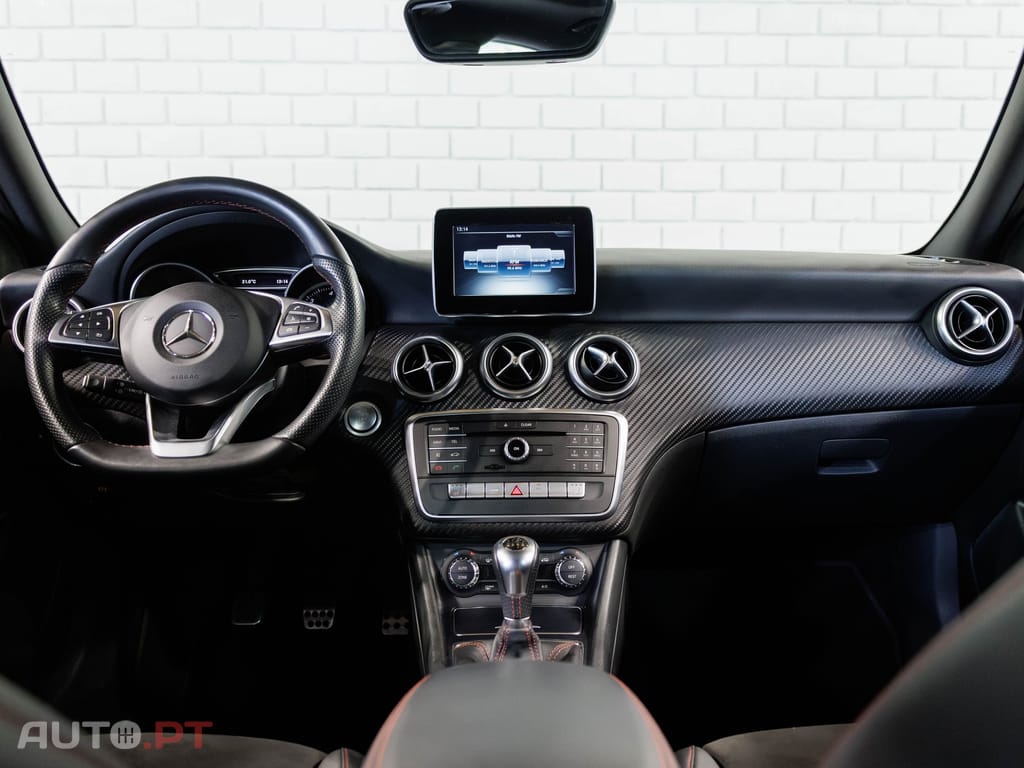 Mercedes-Benz A 180 d AMG Line
