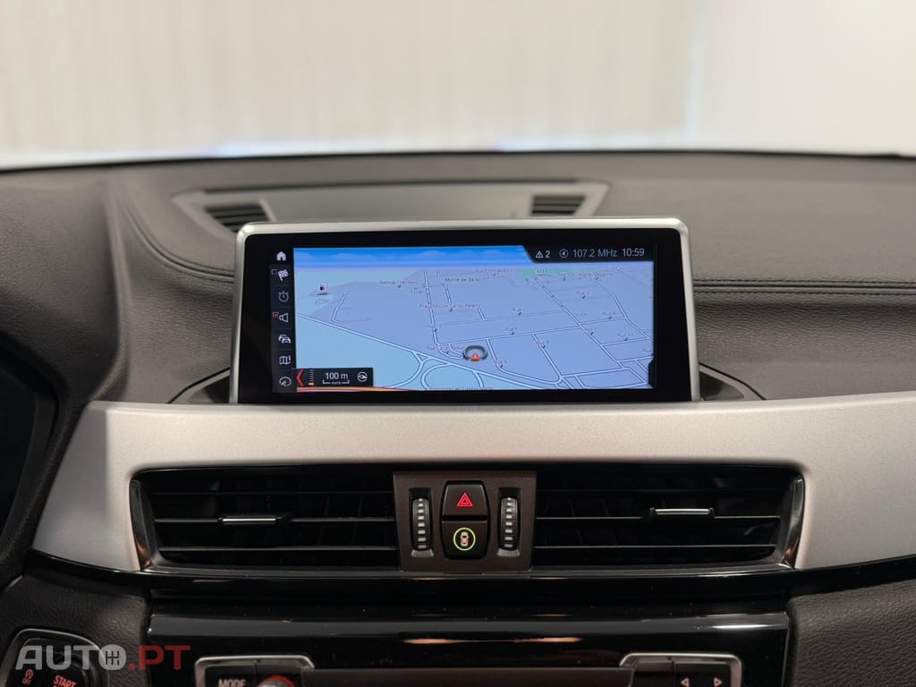 BMW X2 16 d sDrive Advantage