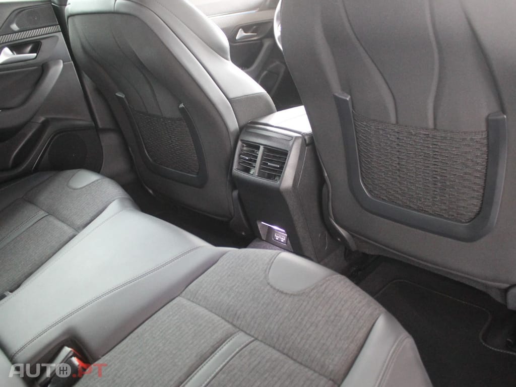 Peugeot 508 1.6 Hybrid Allure Pack e-EAT8