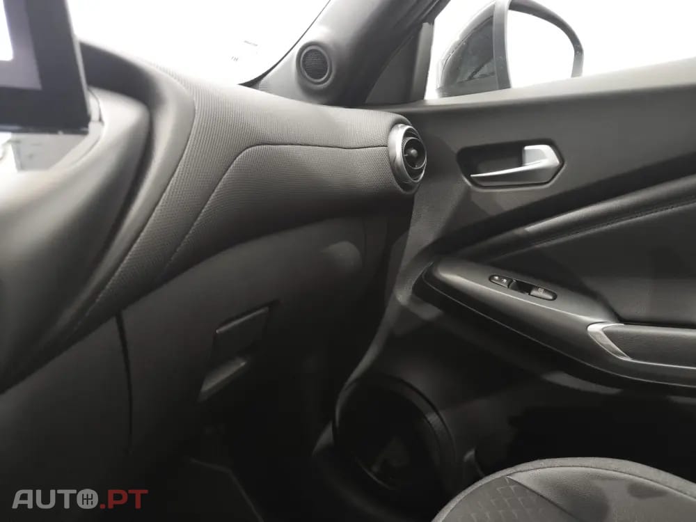Nissan Juke 1.0 DIG-T N-Connecta DCT