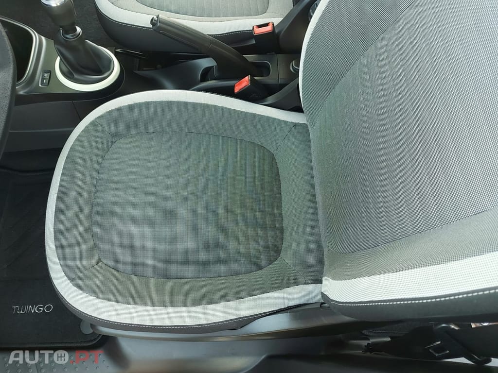 Renault Twingo 1.0 SCE INTENS