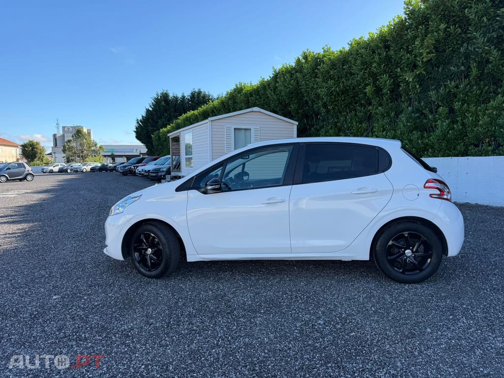 Peugeot 208 1.2 PureTech Active