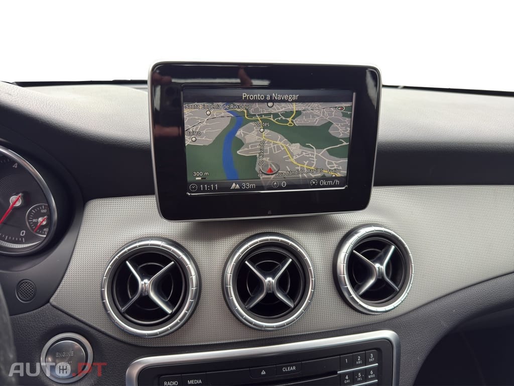 Mercedes-Benz CLA 180 d Urban