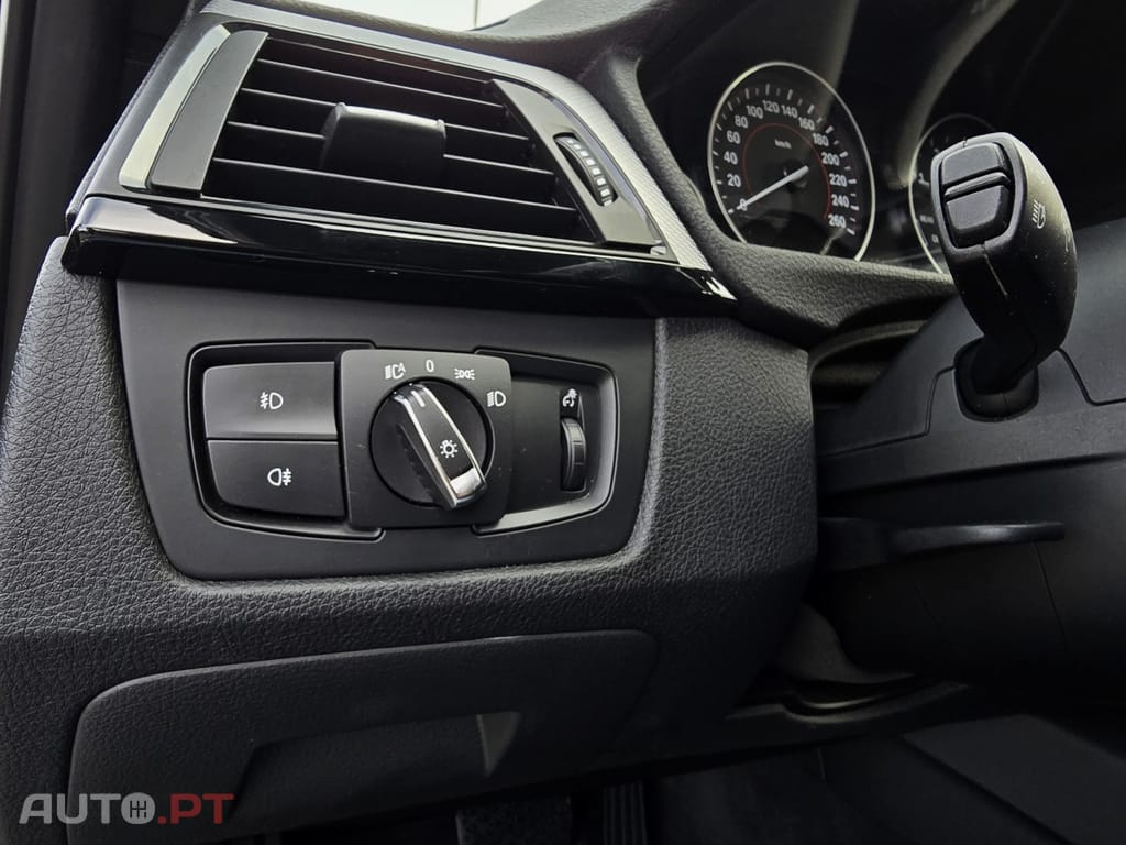 BMW 320 d Touring Auto Pack M