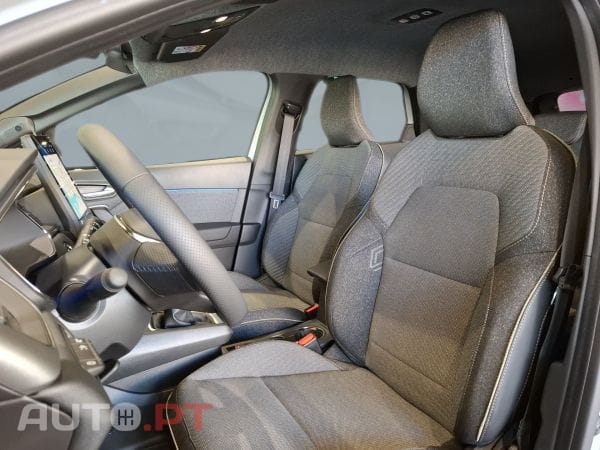 Renault Symbioz mild hybrid 140 techno