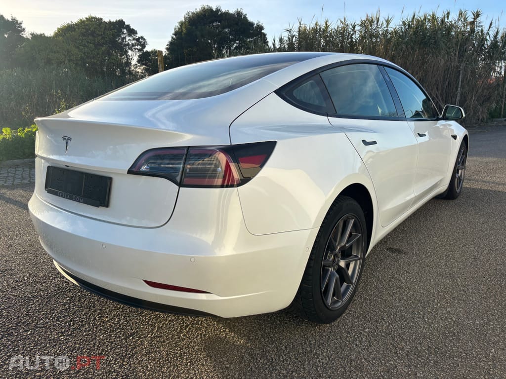 Tesla Model 3 Tração Traseira Premium