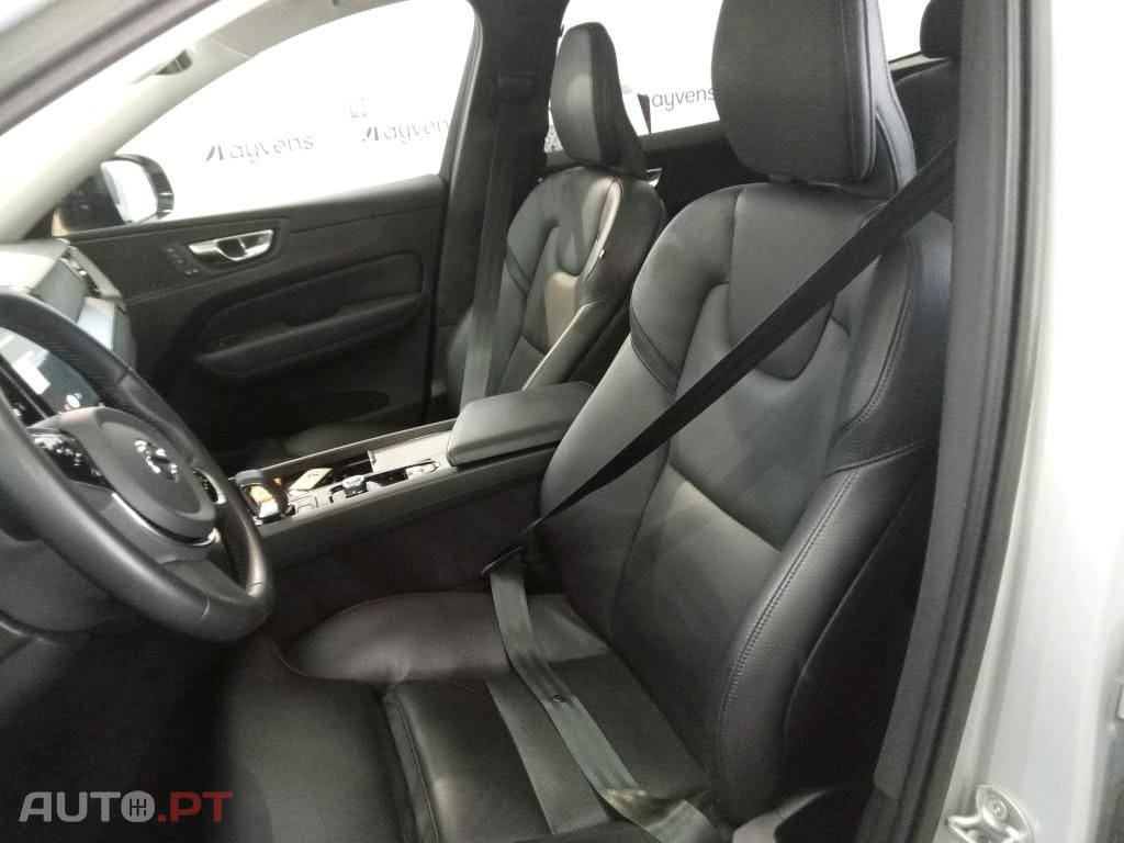 Volvo XC60 2.0 T6 PHEV Plus Dark AWD