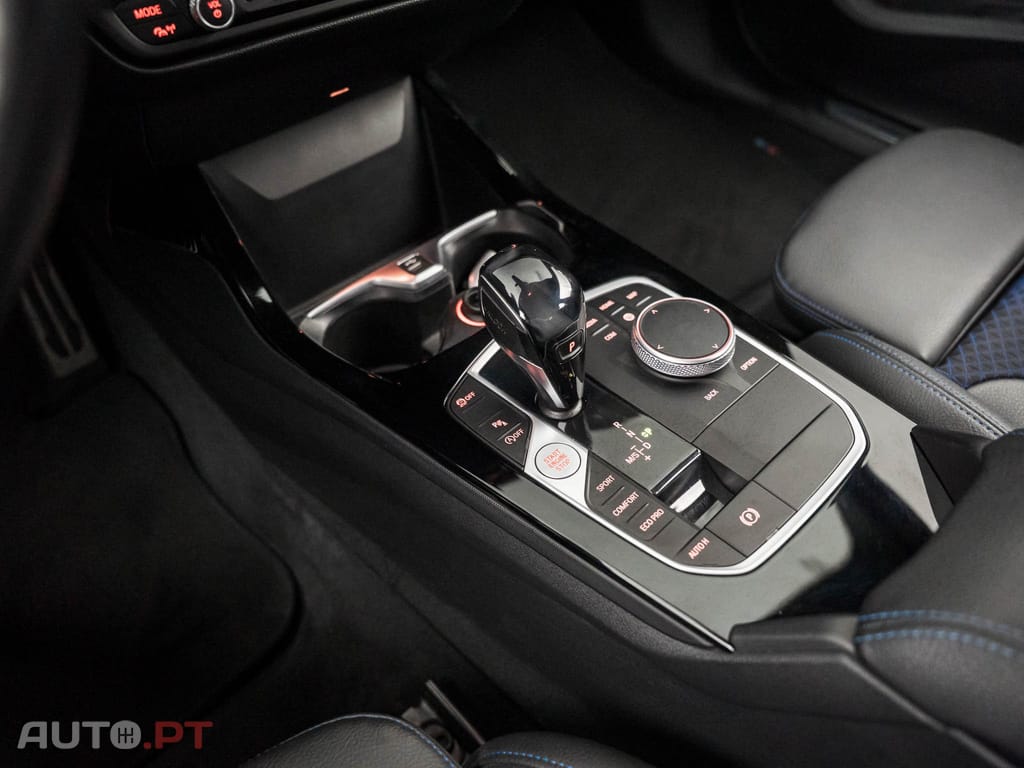 BMW 216 d Pack Desportivo M