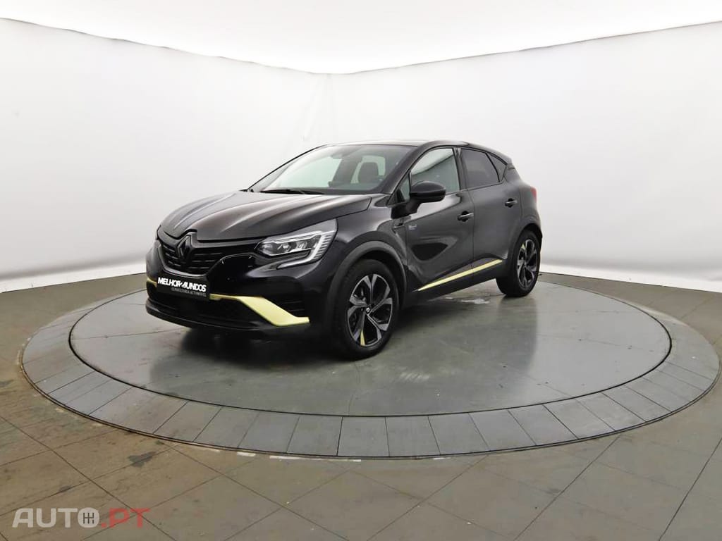 Renault Captur 1.6 E-Tech Full Hybrid Engineered