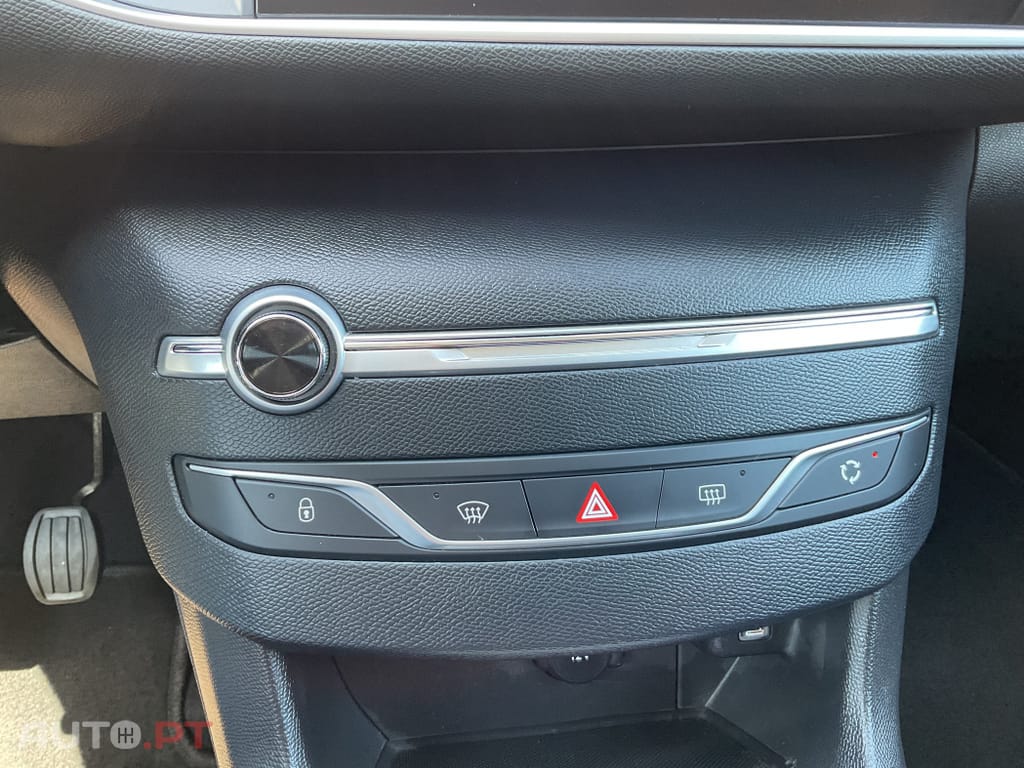 Peugeot 308 1.5 BlueHDi Style