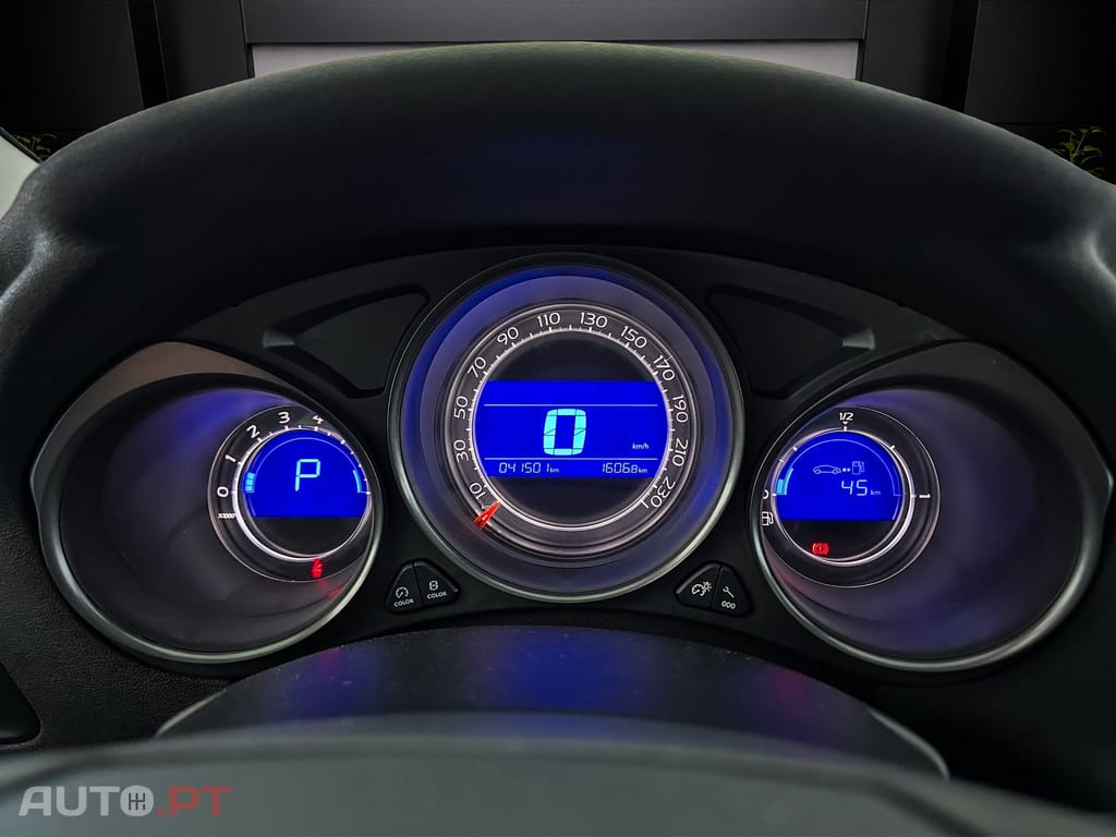 Citroen C4 1.2 PureTech Shine EAT6