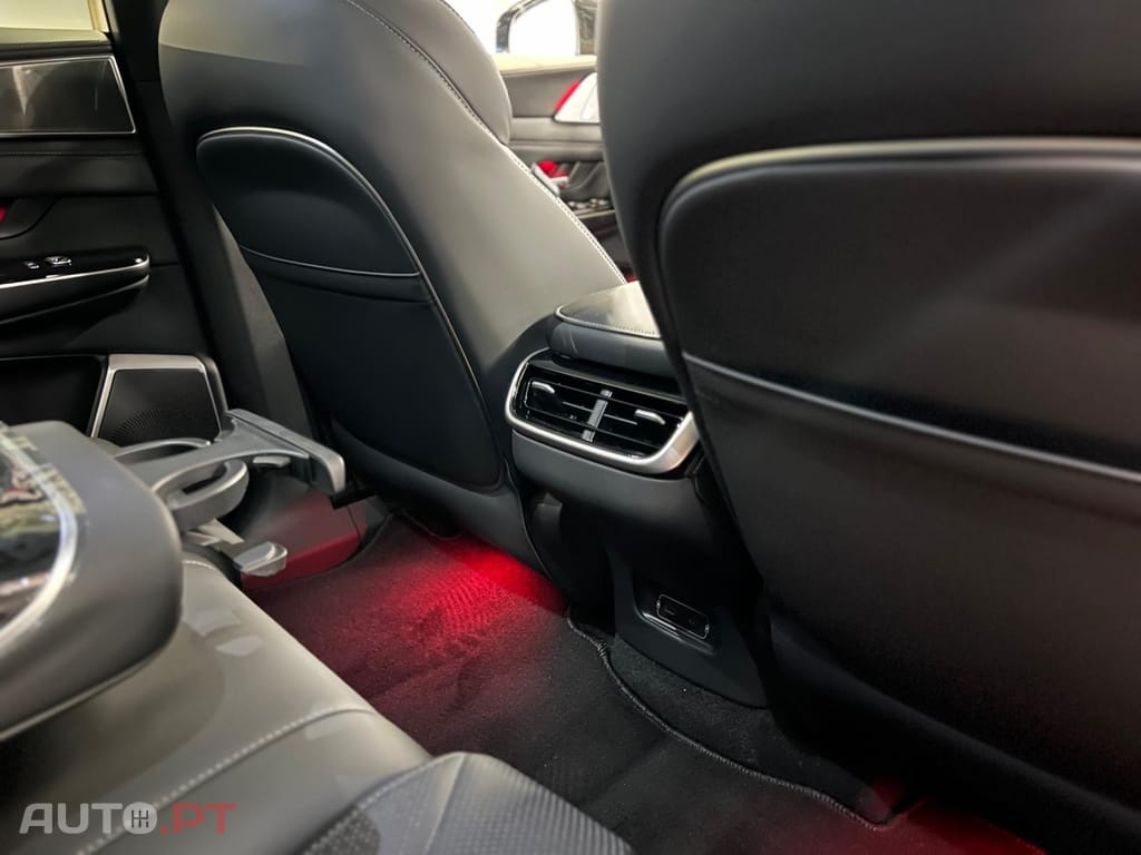 XPeng G9 93.1 kWh Long Range