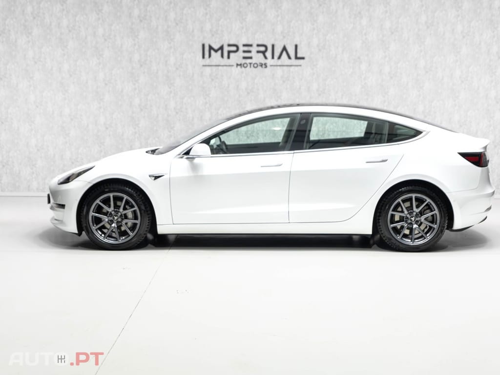 Tesla Model 3 Standard Range Plus RWD