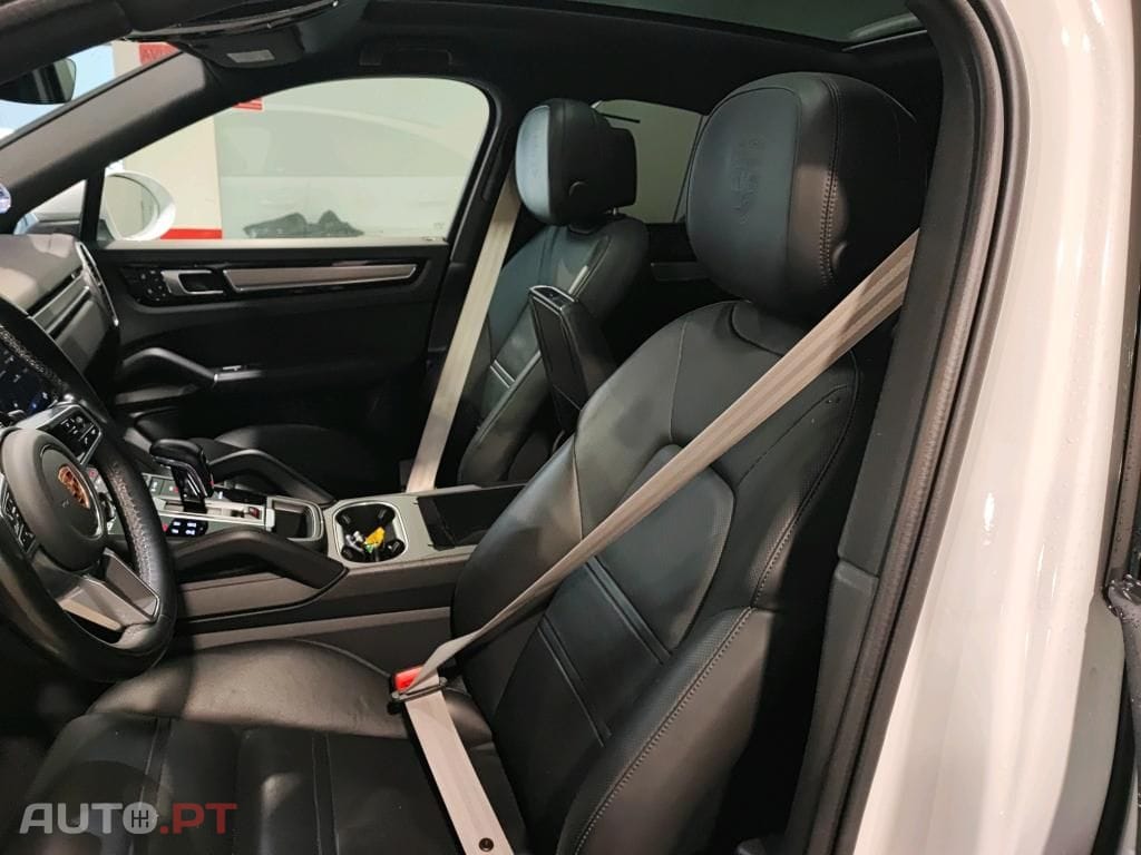 Porsche Cayenne E-Hybrid Platinum Edition