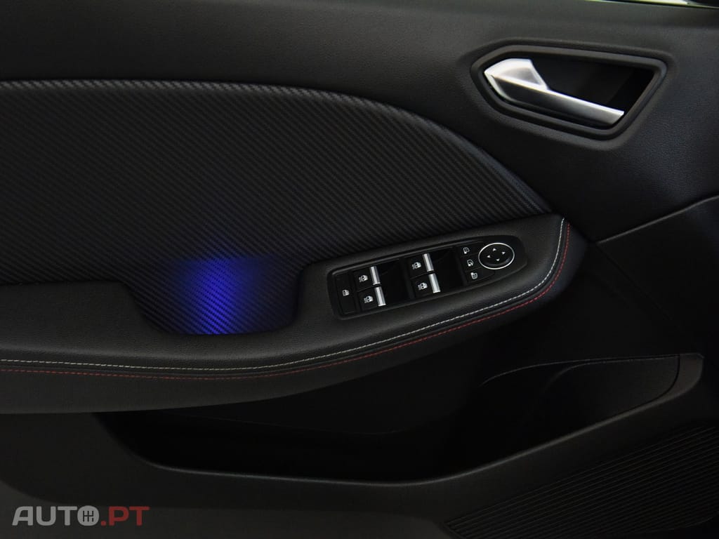 Renault Clio 1.0 TCe RS Line