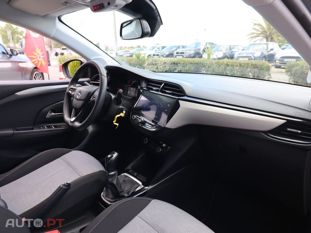 Opel Corsa 1.2 T Business Edition