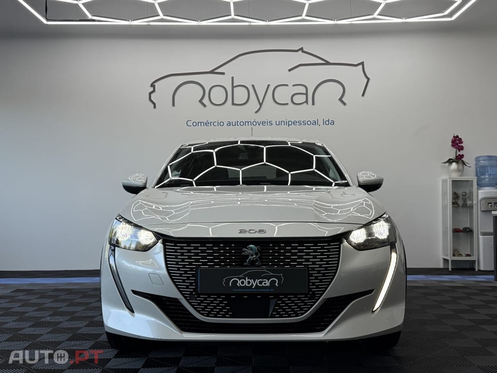 Peugeot E-208 50 kWh Allure Pack