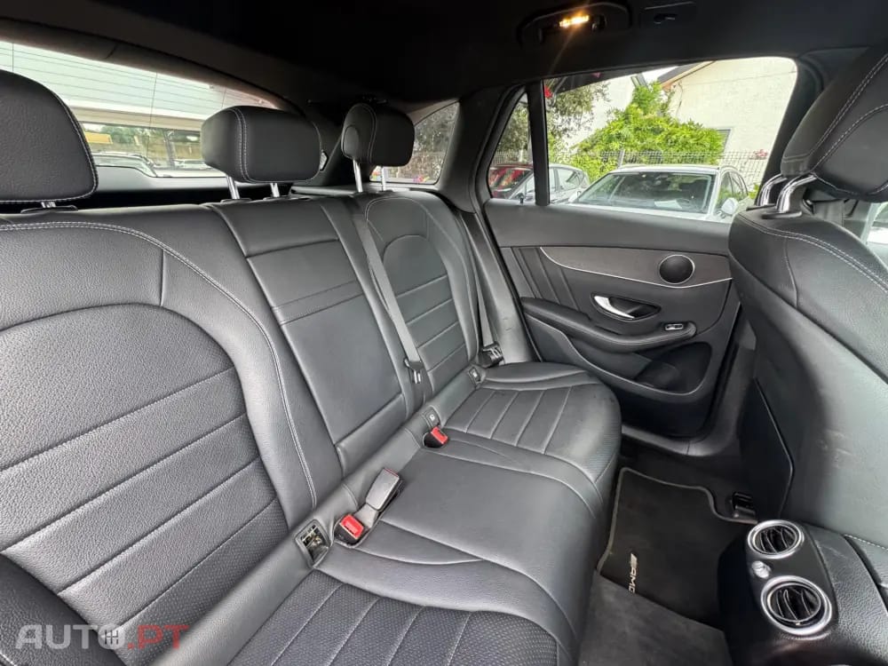 Mercedes-Benz GLC 300 de Coupe 4Matic 9G-TRONIC AMG Line