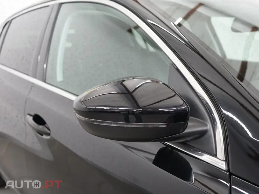 Peugeot 308 1.2 PureTech Allure Pack