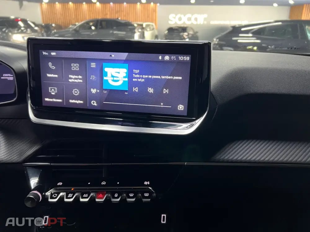 Peugeot 2008 1.2 Hybrid Allure e-DCS6