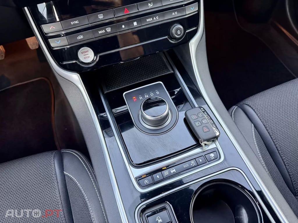 Jaguar XE 2.0 D R-Sport Aut.