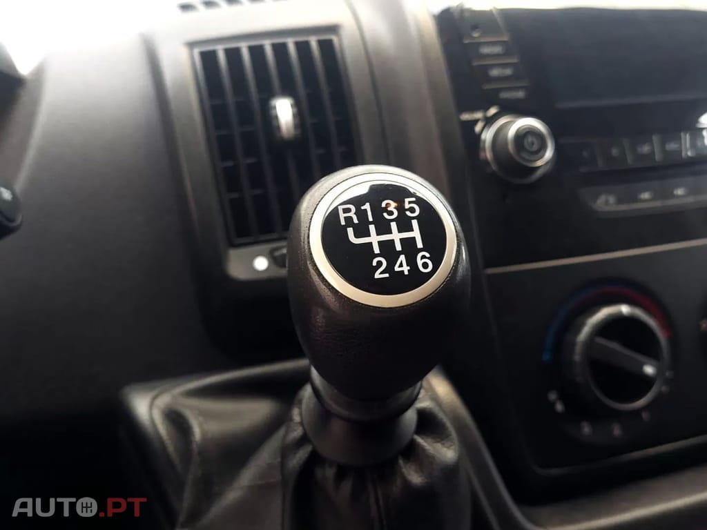 Peugeot Boxer  2.0 Bluehdi 330 L1H1 Pro