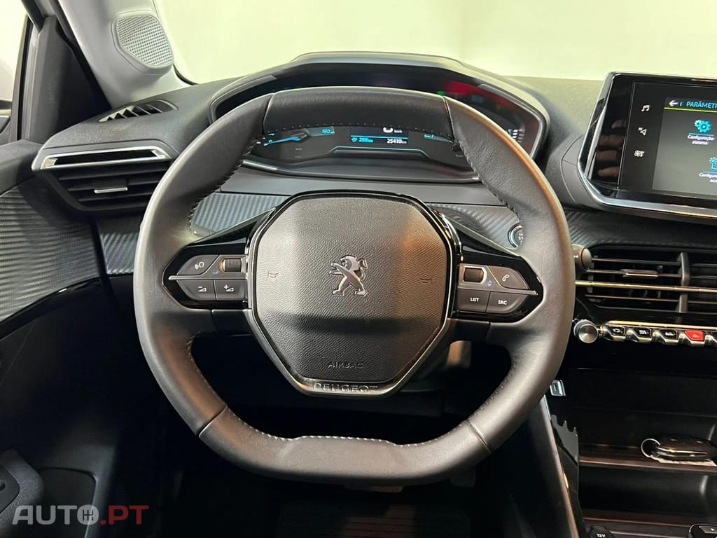 Peugeot 208 Active Versão Eléctrica