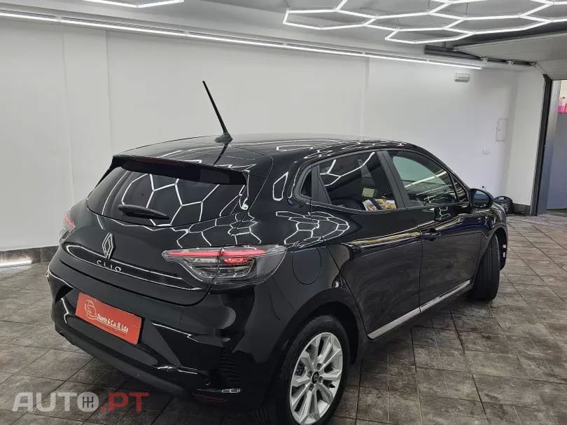 Renault Clio 1.0 TCe Evolution Bi-Fuel